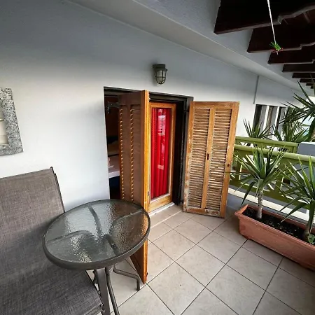 Apartment Moonbeam Townhouse Skiathos Town