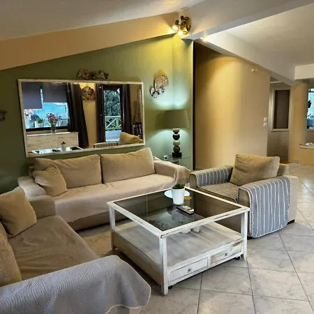 Moonbeam Townhouse *