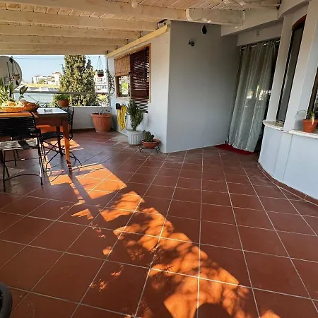 Moonbeam Townhouse Apartment